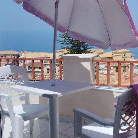 "Lo Studiolo" Apartment بيتسو المظهر الخارجي الصورة