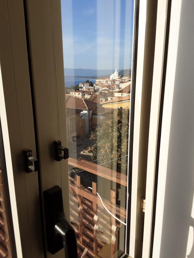"Lo Studiolo" Apartment بيتسو المظهر الخارجي الصورة