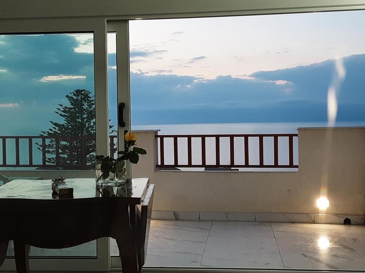 "Lo Studiolo" Apartment بيتسو المظهر الخارجي الصورة